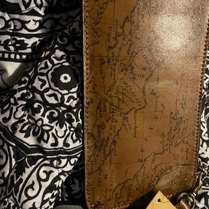Patricia Nash wristlet